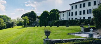 Hotel Villa Policreti