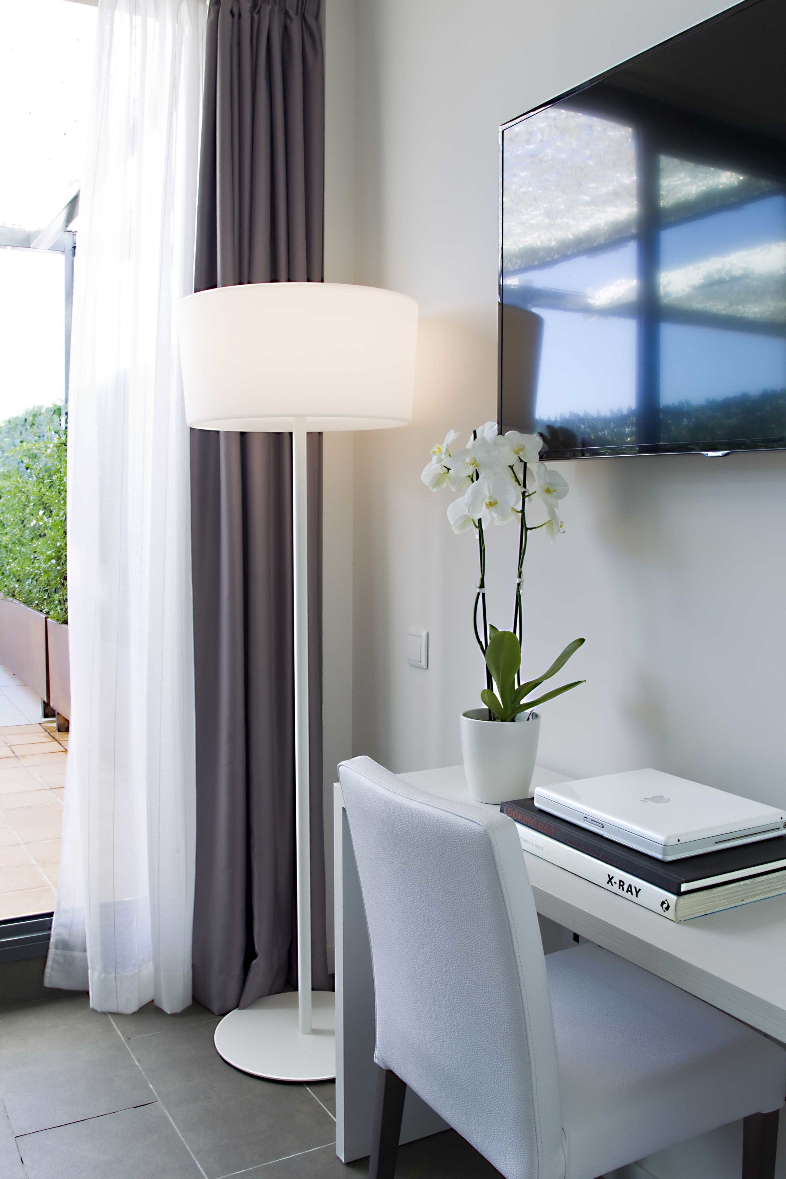 deluxe room, sea view | room amenity