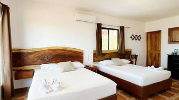 In-room safe, free WiFi, bed sheets