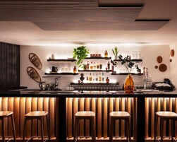 Bar (en la propiedad)