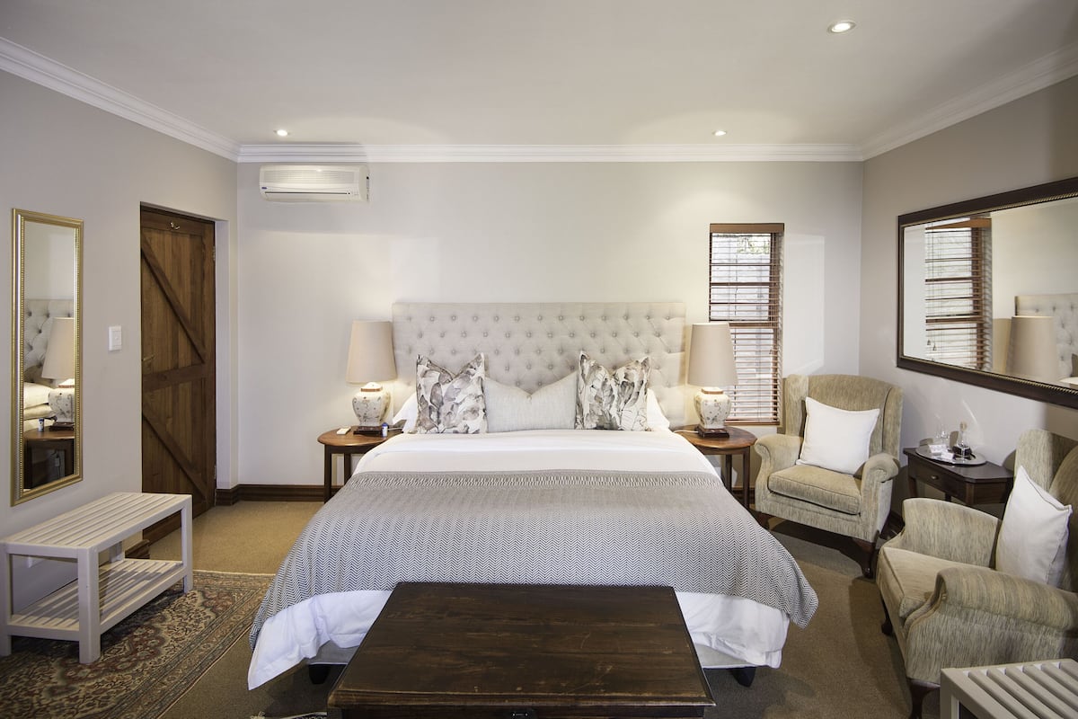1 bedroom, minibar, in-room safe, individually decorated