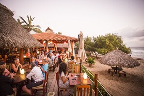 Café da manhã, almoço e jantar