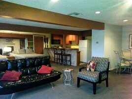 Decoración personalizada, muebles diferentes y wifi gratis 