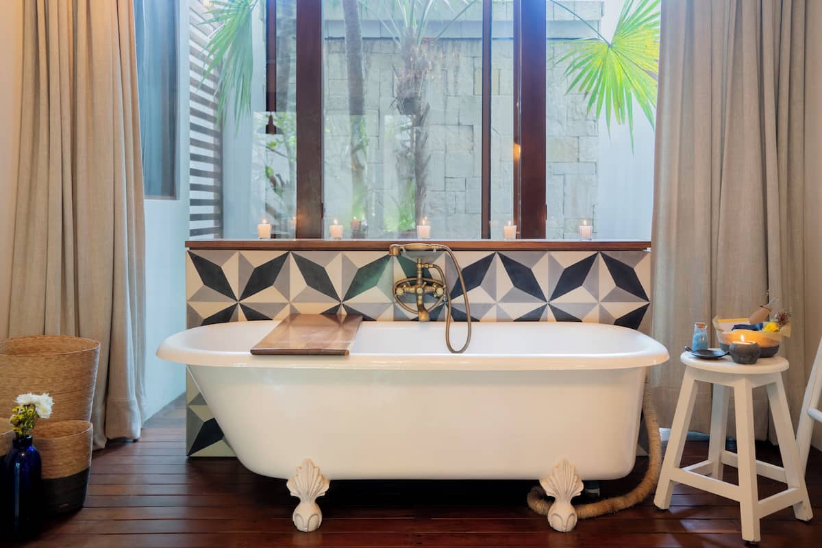 luxury suite, 1 king bed with sofa bed, ground floor | 1 bedroom, frette italian sheets, premium bedding, pillow-top beds