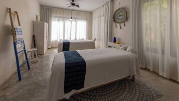 Couples treatment rooms, body treatments, aromatherapy