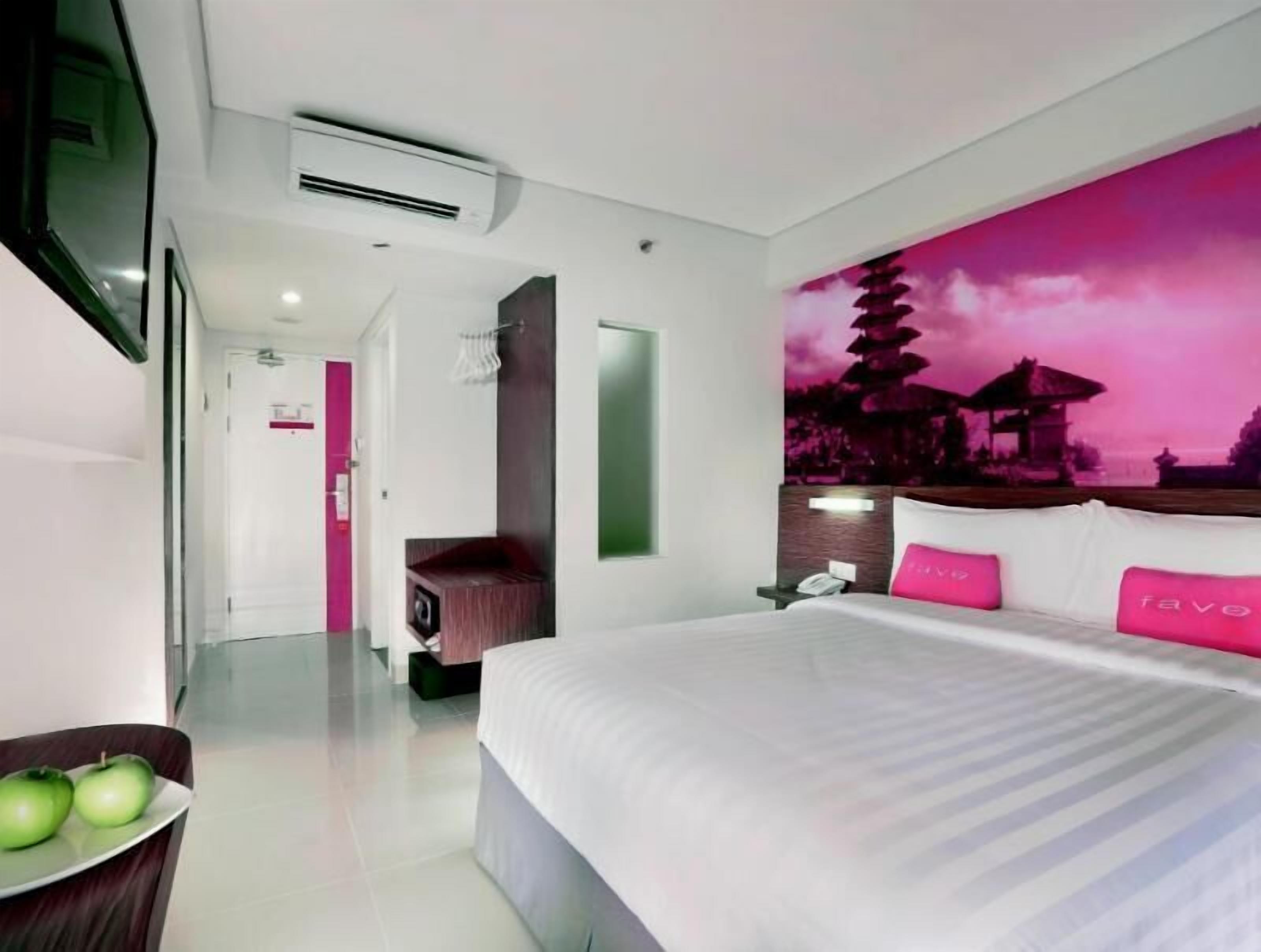 In-room safe, desk, laptop workspace, blackout drapes