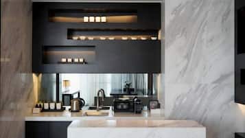 Minibar, in-room safe, soundproofing, iron/ironing board