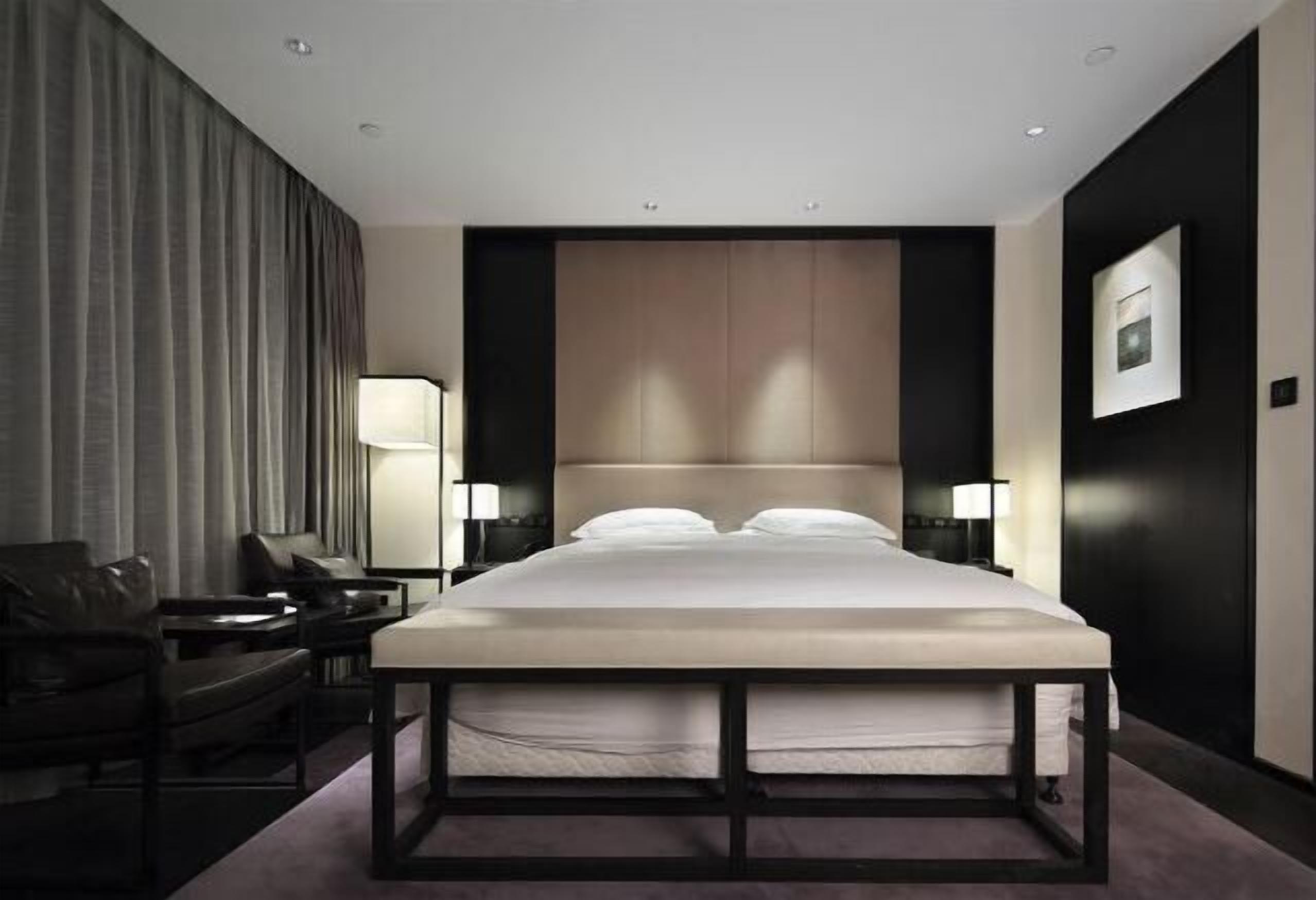 Minibar, két bảo mật tại phòng, phòng cách âm 