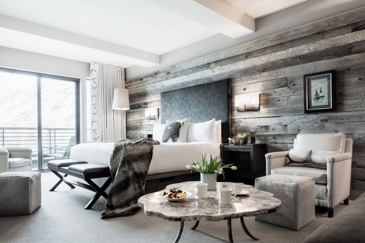 Premium bedding, down duvets, pillow-top beds, in-room safe