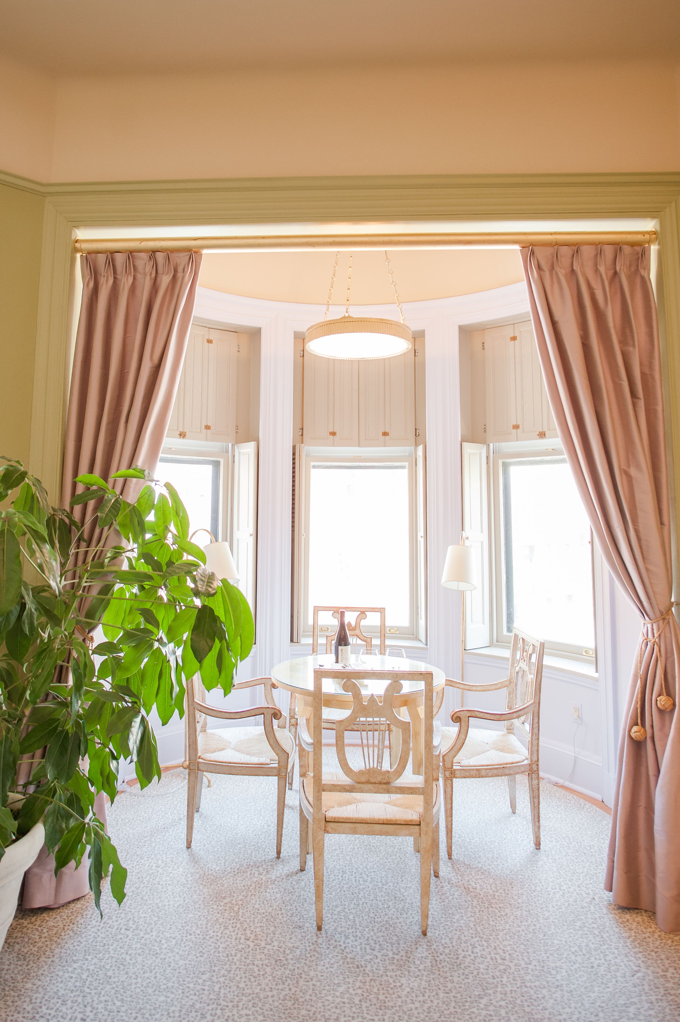 suite (seven) | living room | flat-screen tv, fireplace, ipod dock, pay films