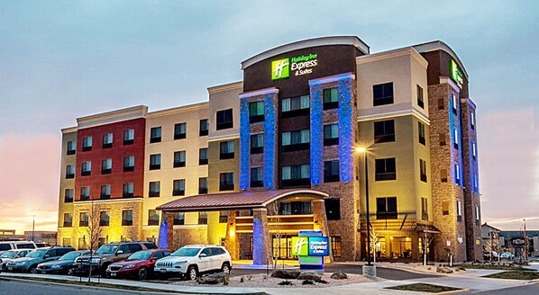 Exterior - Holiday Inn Express & Suites Billings by IHG (Billings)