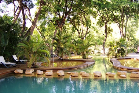 6 outdoor pools, pool umbrellas