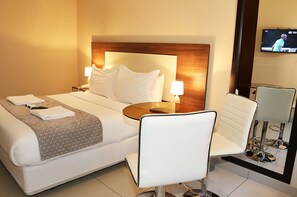 Tallelokero huoneessa