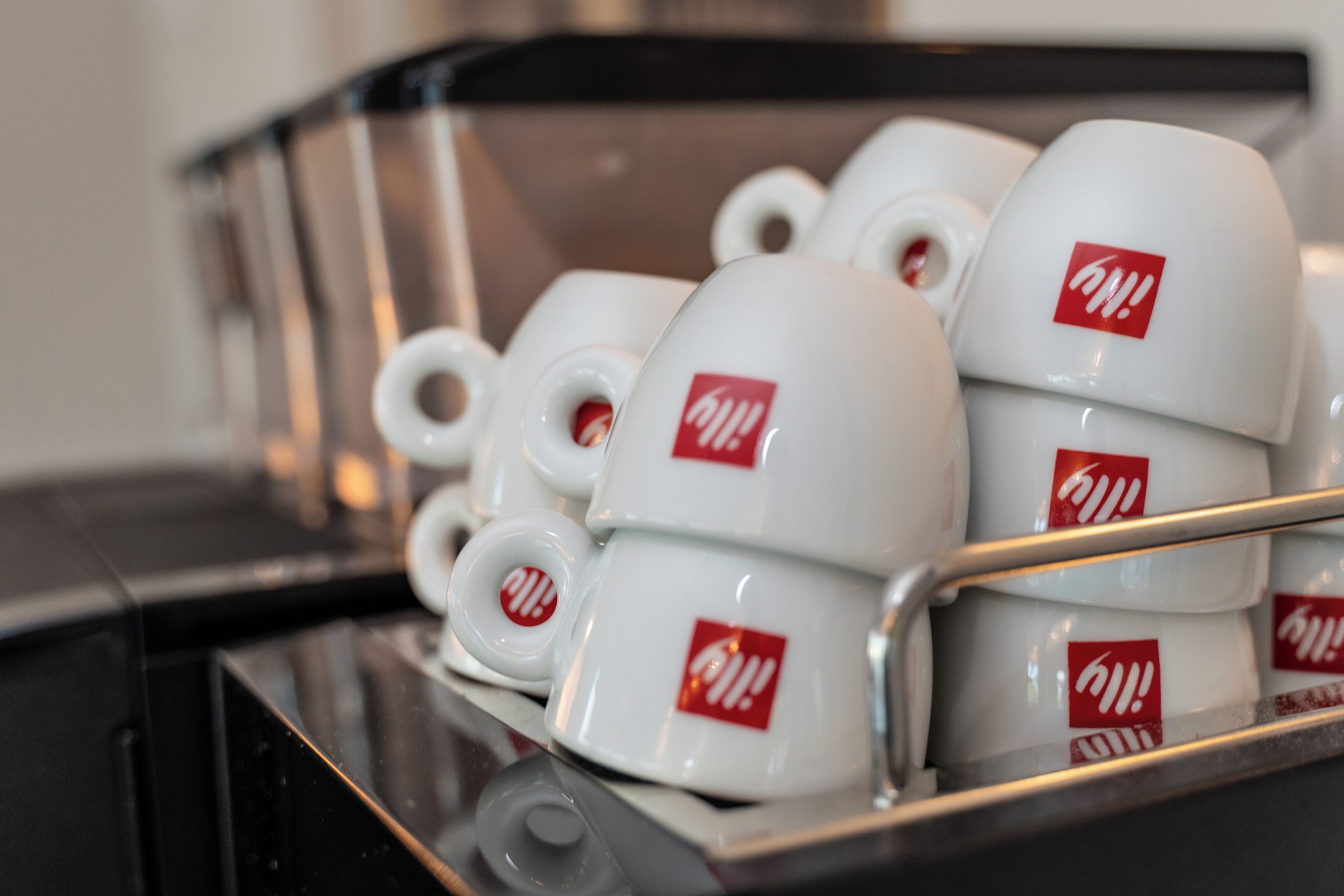 daily buffet breakfast (eur 15 per person)