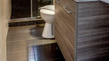 Free toiletries, hair dryer, bidet, towels