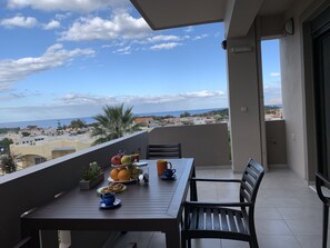 Deluxe-Haus, 3 Schlafzimmer, Meerblick, Meerseite | Terrasse/Patio