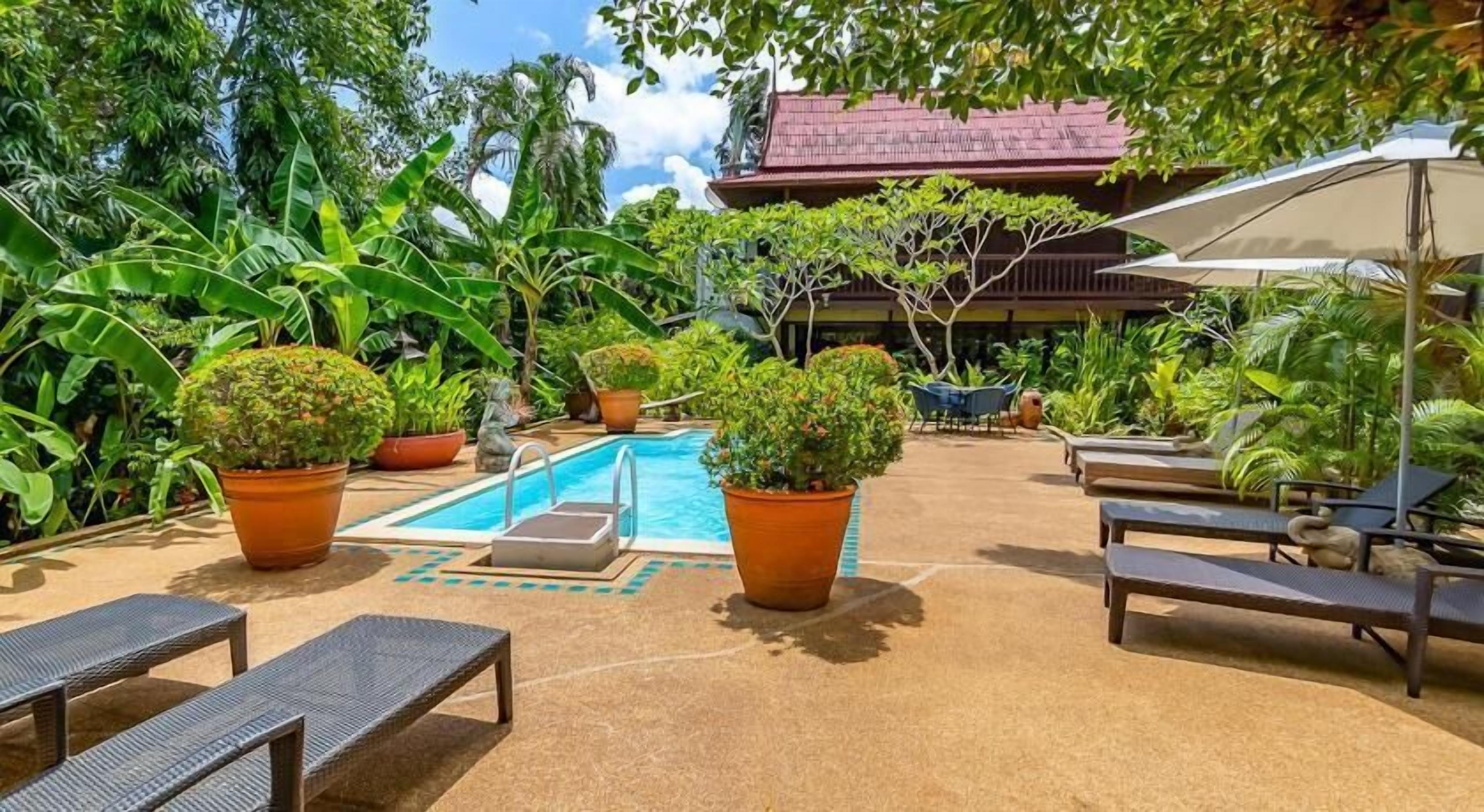 Pool | Outdoor pool, pool umbrellas, sun loungers