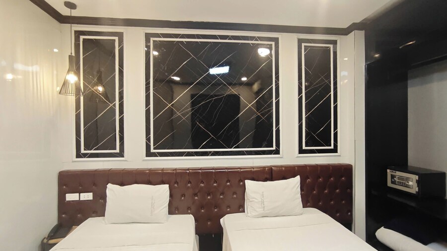 Eclipse Legend Hotel