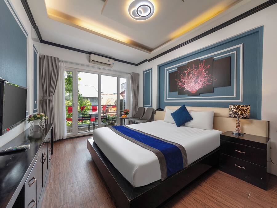 Camas Tempur-Pedic, frigobar, cofres nos quartos