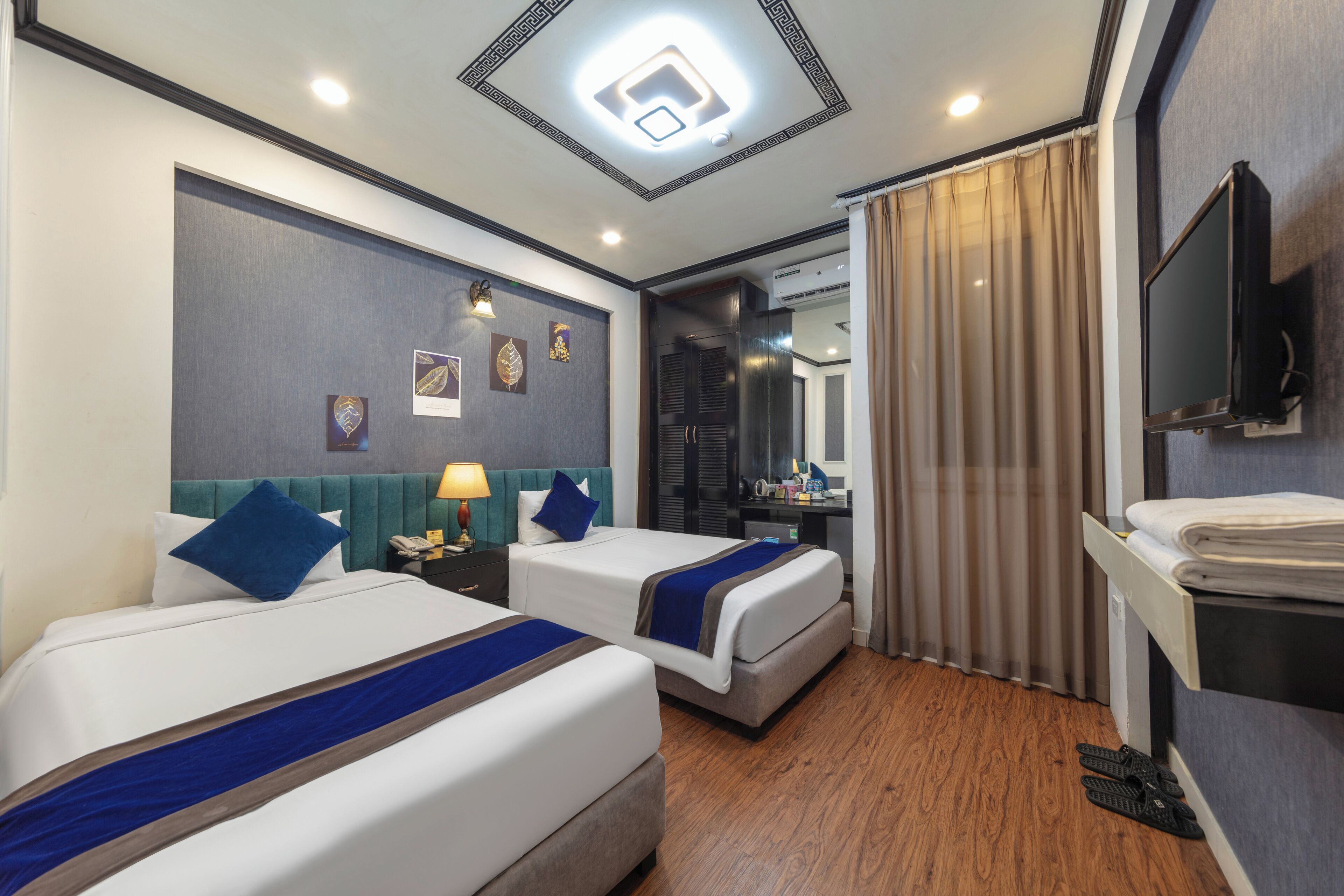 Deluxe Double or Twin Room | Tempur-Pedic beds, minibar, in-room safe, individually furnished