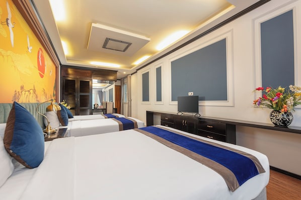 Family Suite With Balcony | 1 habitación, camas Tempur-Pedic y minibar