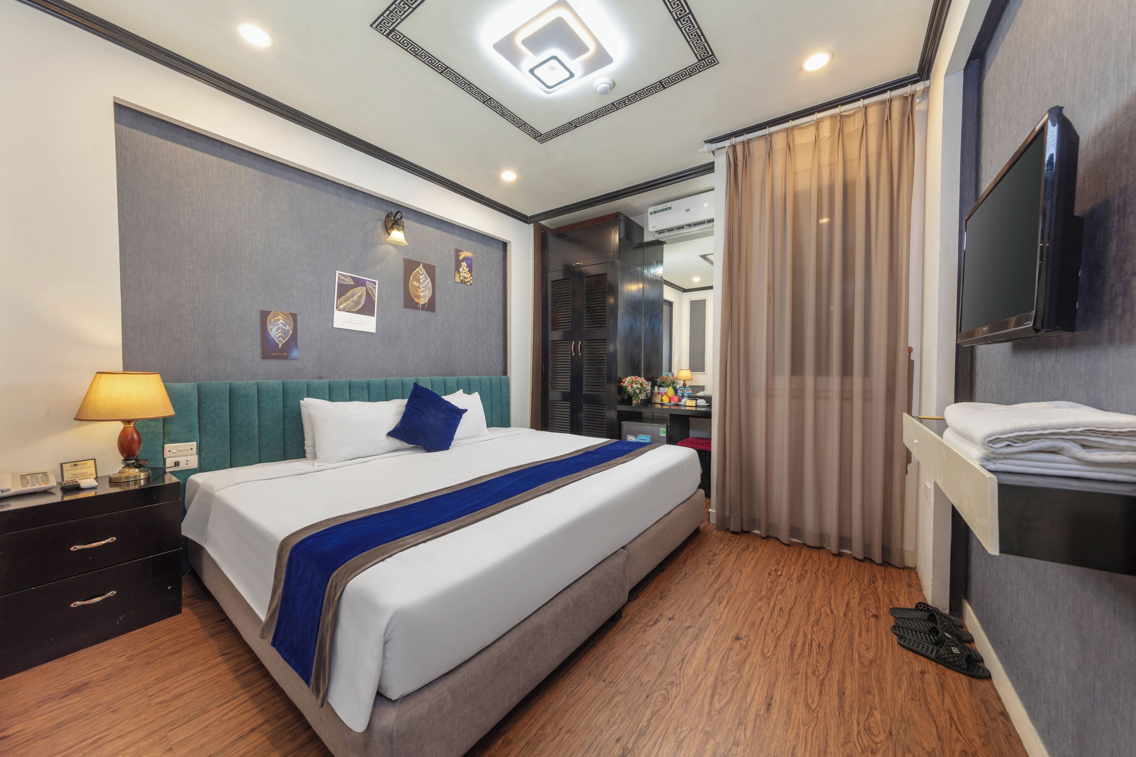 华丽双人房或双床房 | 泰普尔床垫、迷你吧、客房内保险箱、特色家居