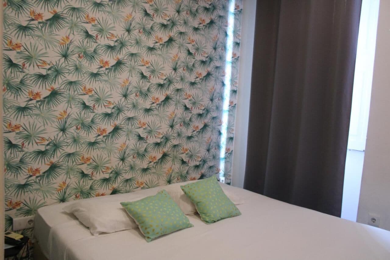 Standard Double Room | Free WiFi, bed sheets