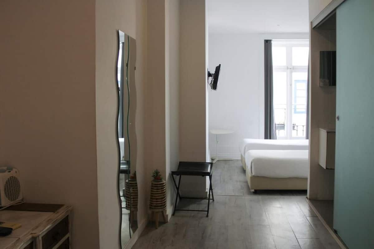 Quadrupla Standard | Wi-Fi gratuito, lenzuola