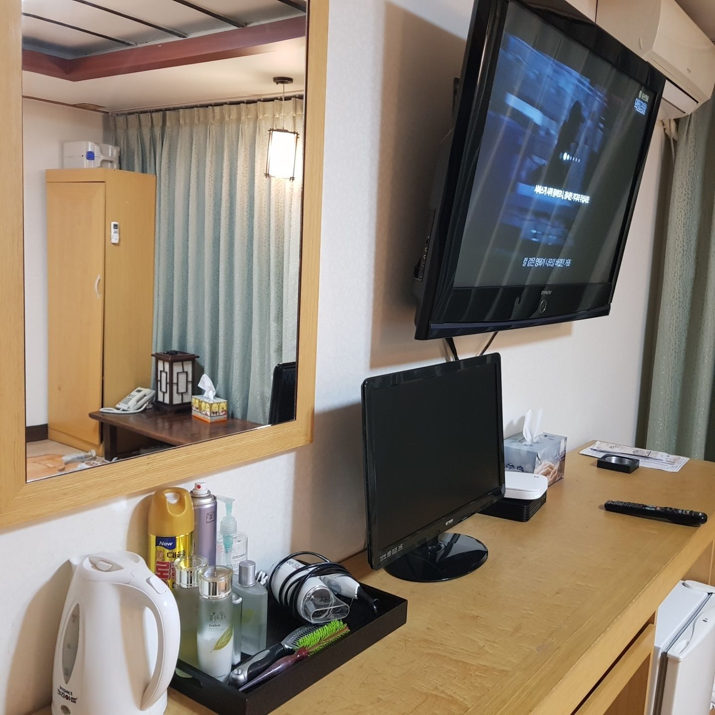 superior twin room | desk, blackout curtains, free wifi, bed sheets