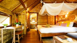 Boutique Grand Village