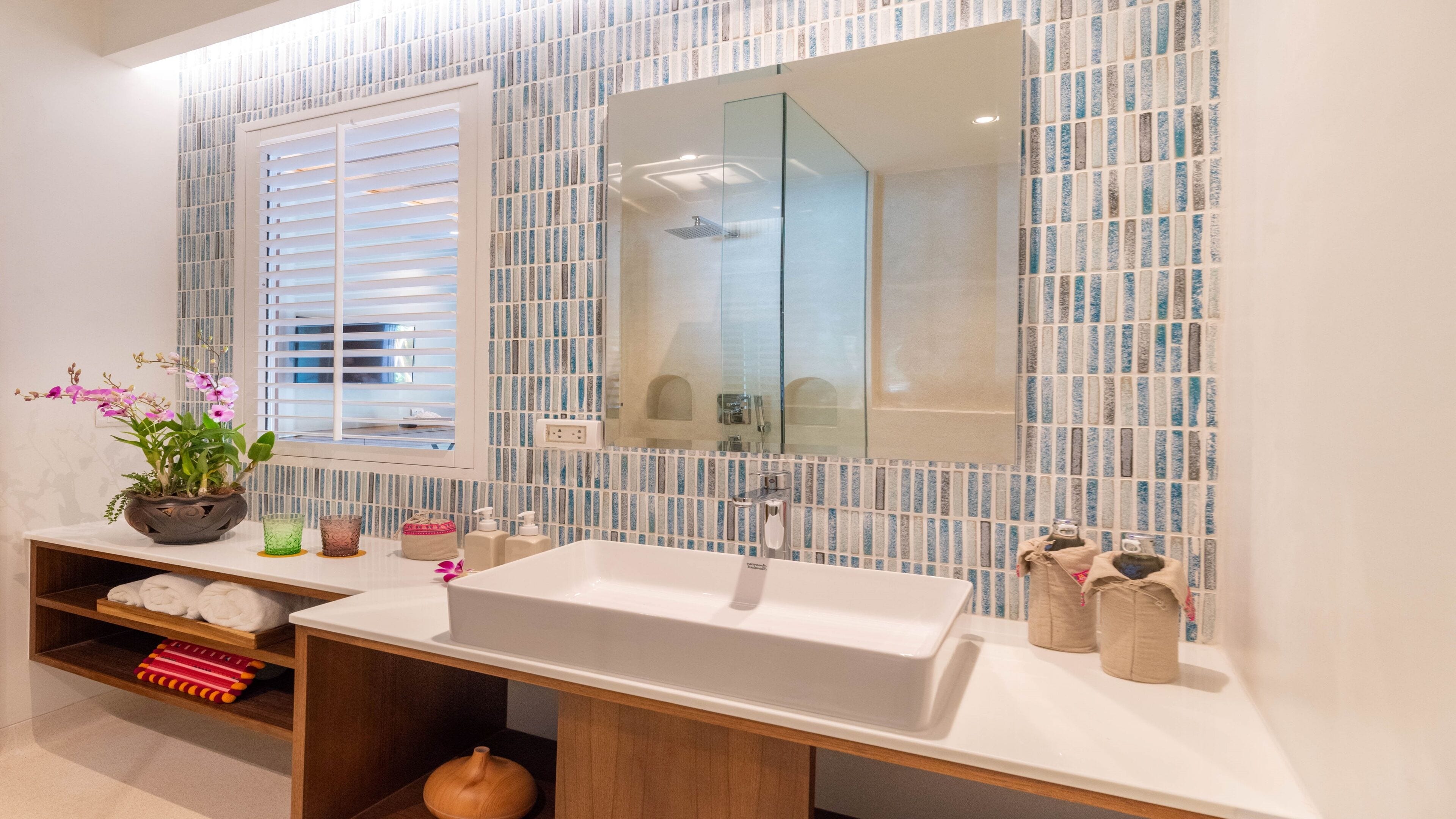 boutique pool view | bathroom | shower, free toiletries, hair dryer, slippers