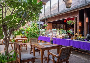 Daily buffet breakfast for a fee