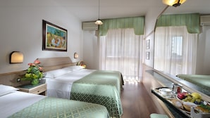 Tremannsrom – comfort, balkong