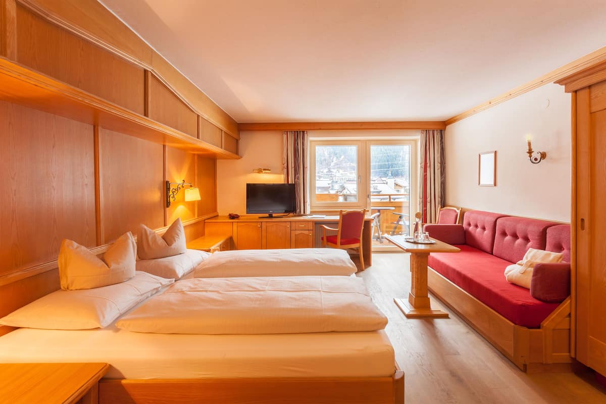 Comfort Double Room, Balcony, Mountain View (Main Building)