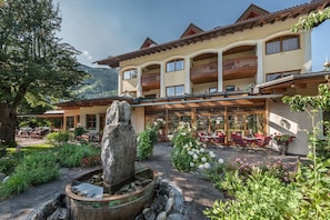 Dining - Ferienhotel Sonnenhof (Zell am Ziller)