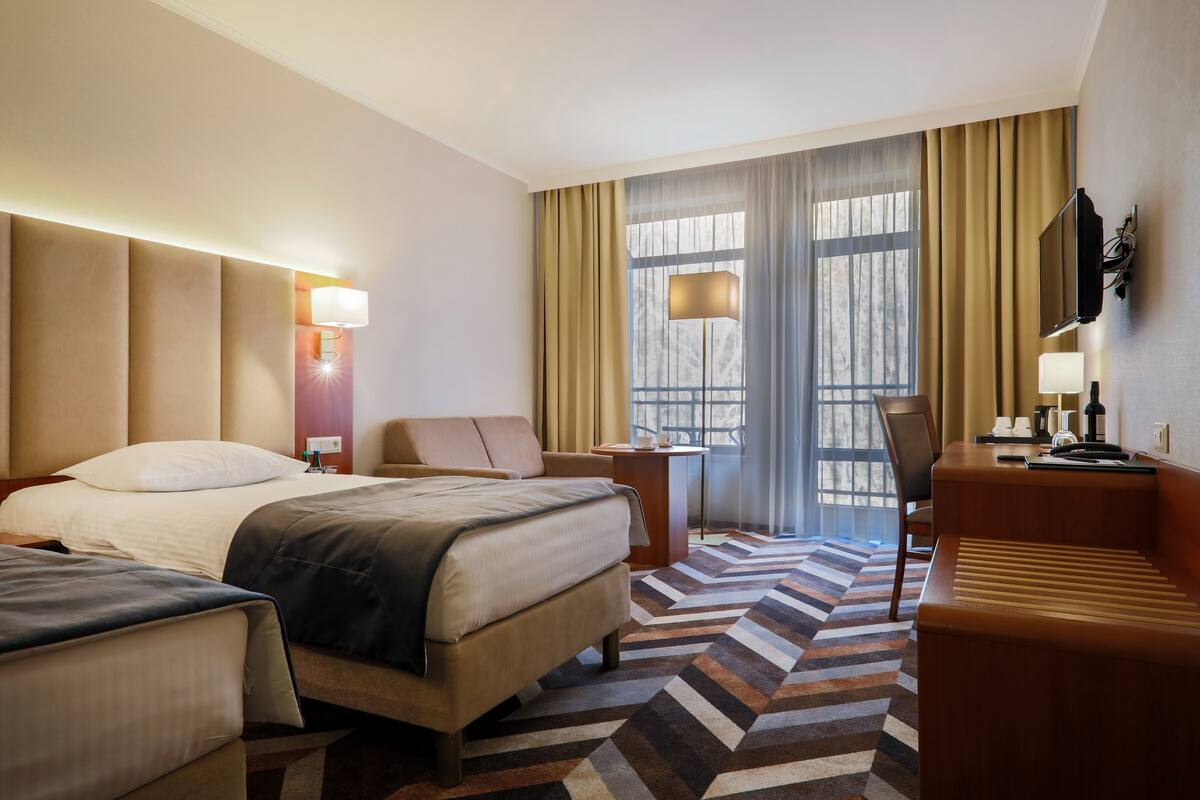1 Schlafzimmer, Minibar, Zimmersafe, Schreibtisch