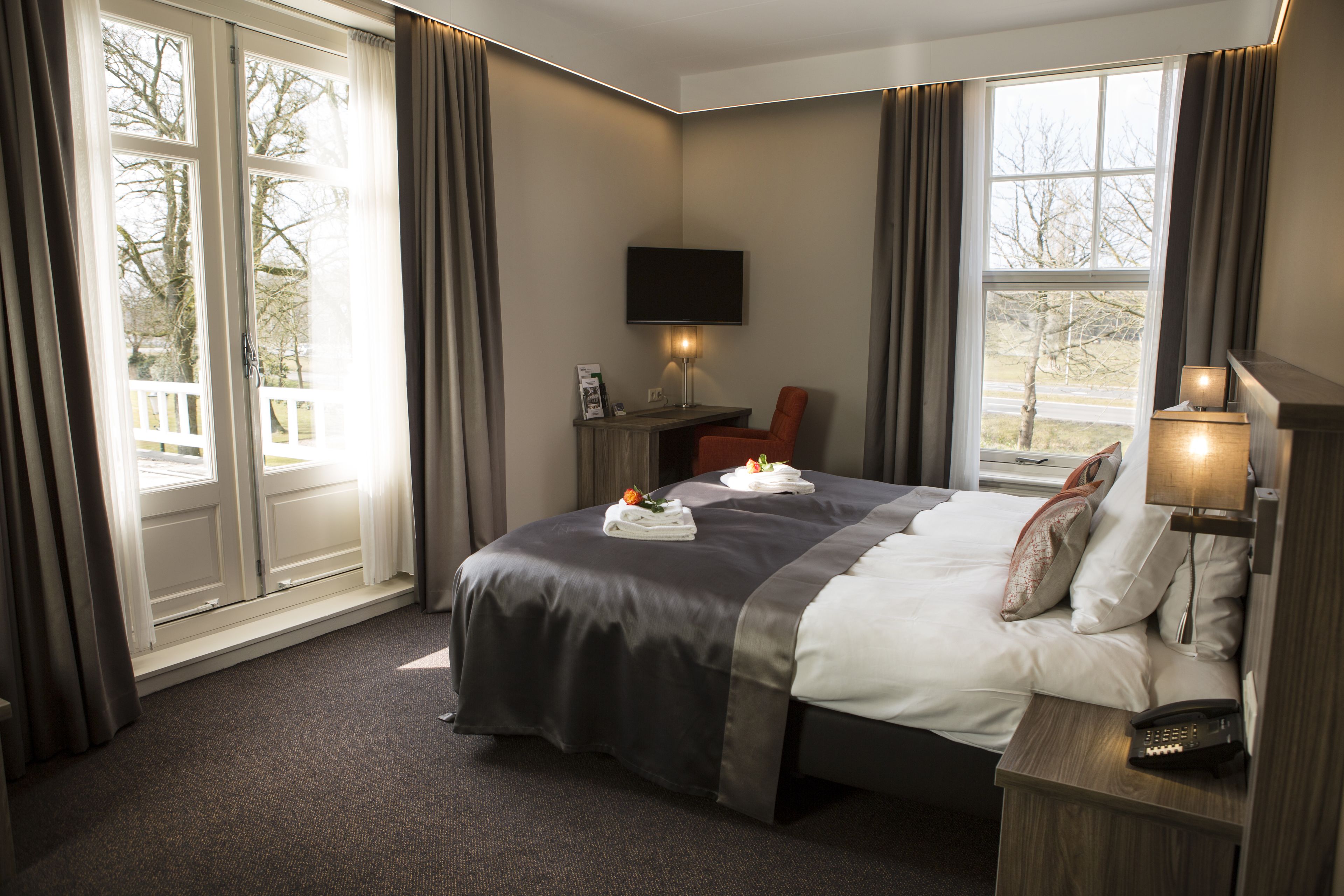 landhuis kamer | in-room safe, desk, soundproofing, cots/infant beds