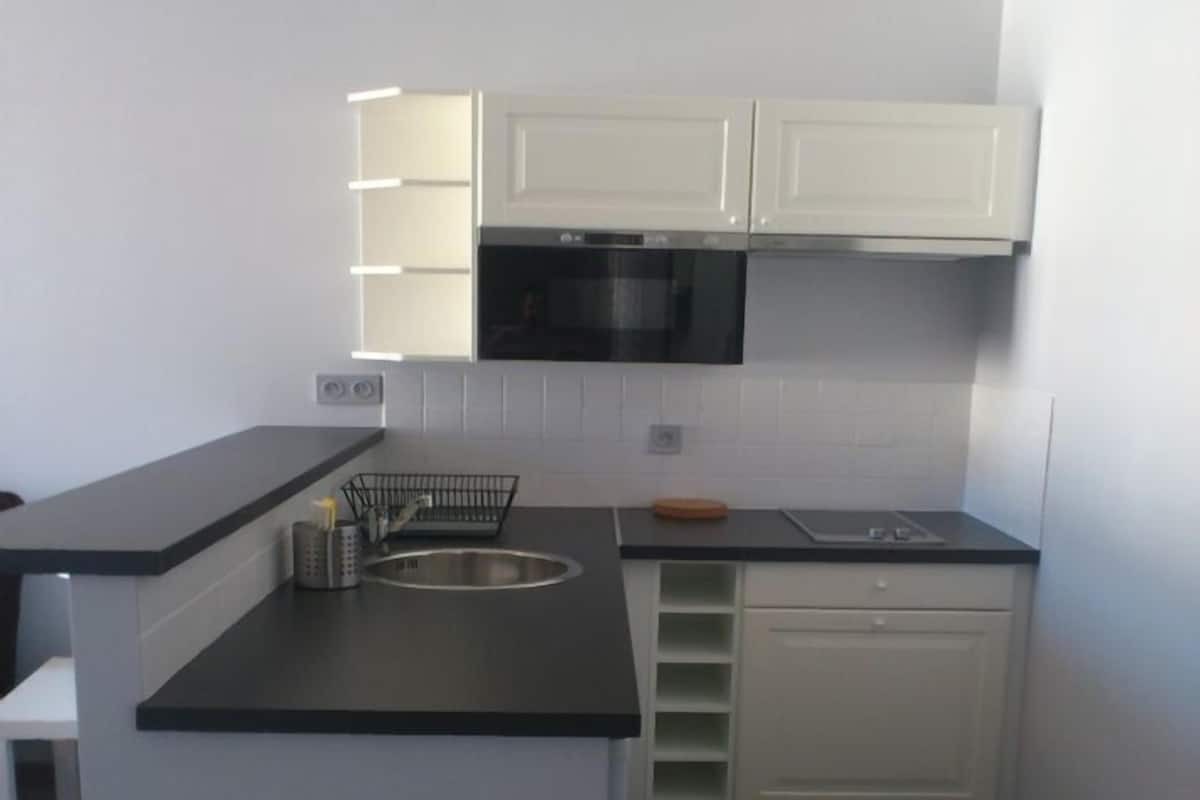 Apartment, 1 Bedroom | Private kitchenette | Fridge, microwave, stovetop, coffee/tea maker