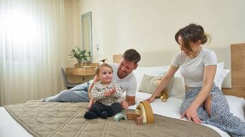 Family Quadruple Room | 1 bedroom, individually decorated, individually furnished