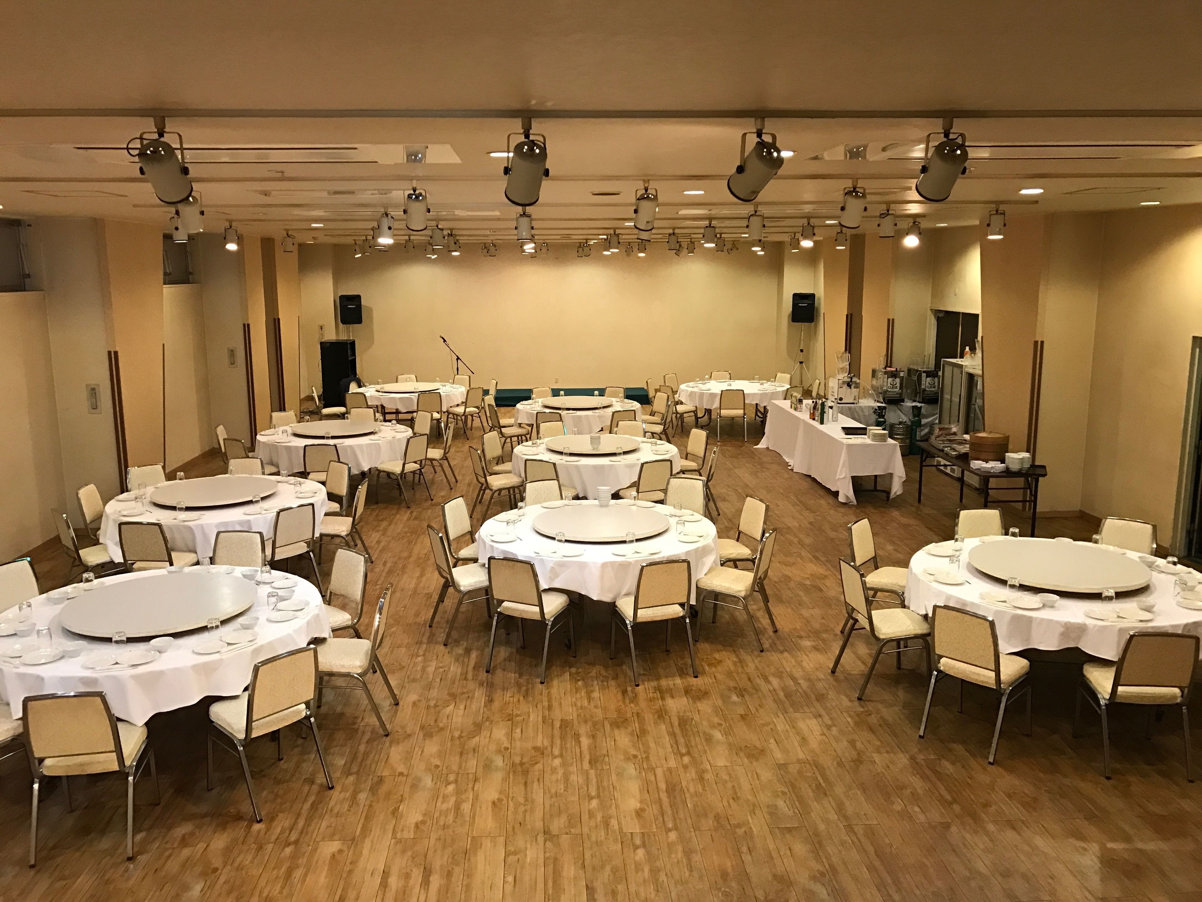 banquet hall
