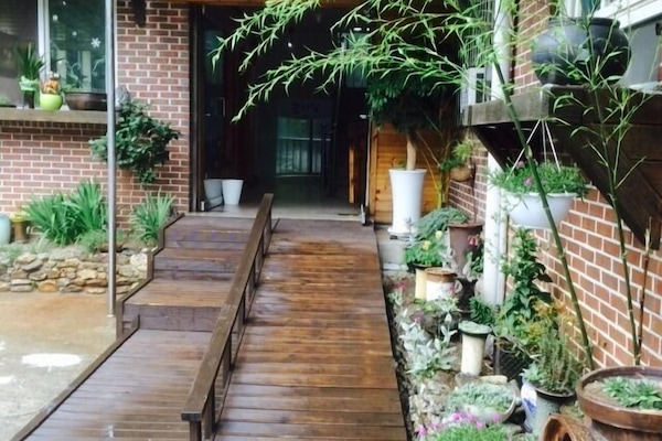 Ingresso della struttura