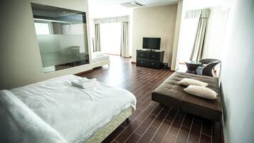 In-room safe, cots/infant beds, rollaway beds, free WiFi