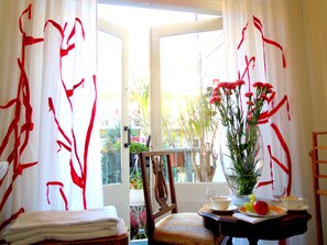 Superior Double Room, Shared Bathroom, Garden View | Individually decorated, individually furnished, iron/ironing board