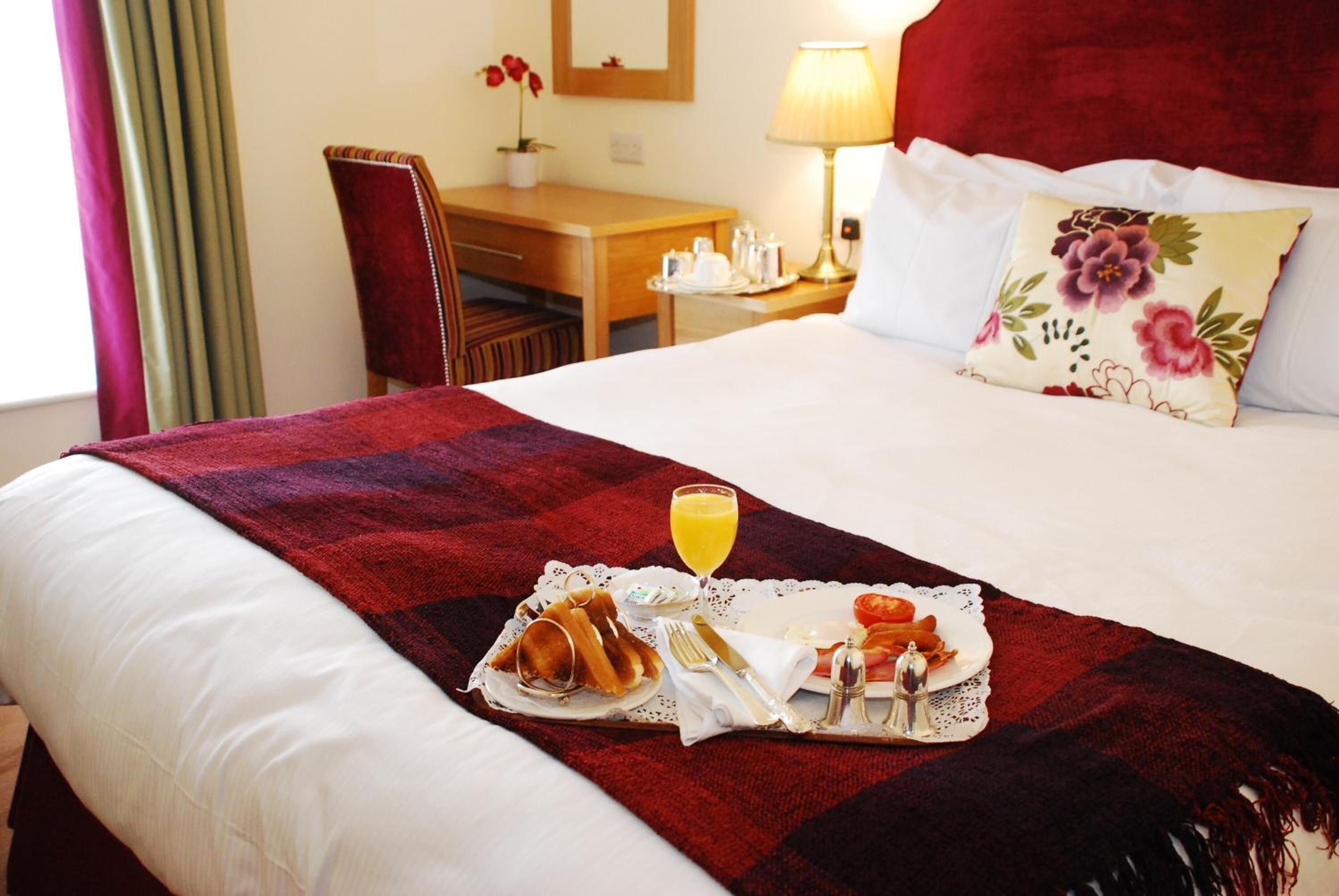 Fer et planche à repasser, Wi-Fi gratuit, draps fournis