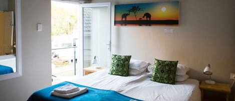 Quarto casal luxo | Roupas de cama premium, cofres nos quartos