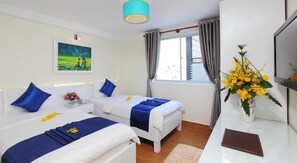 Minibar, in-room safe, desk, free WiFi - Blue River 3 Hotel (Ho Chi Minh City)