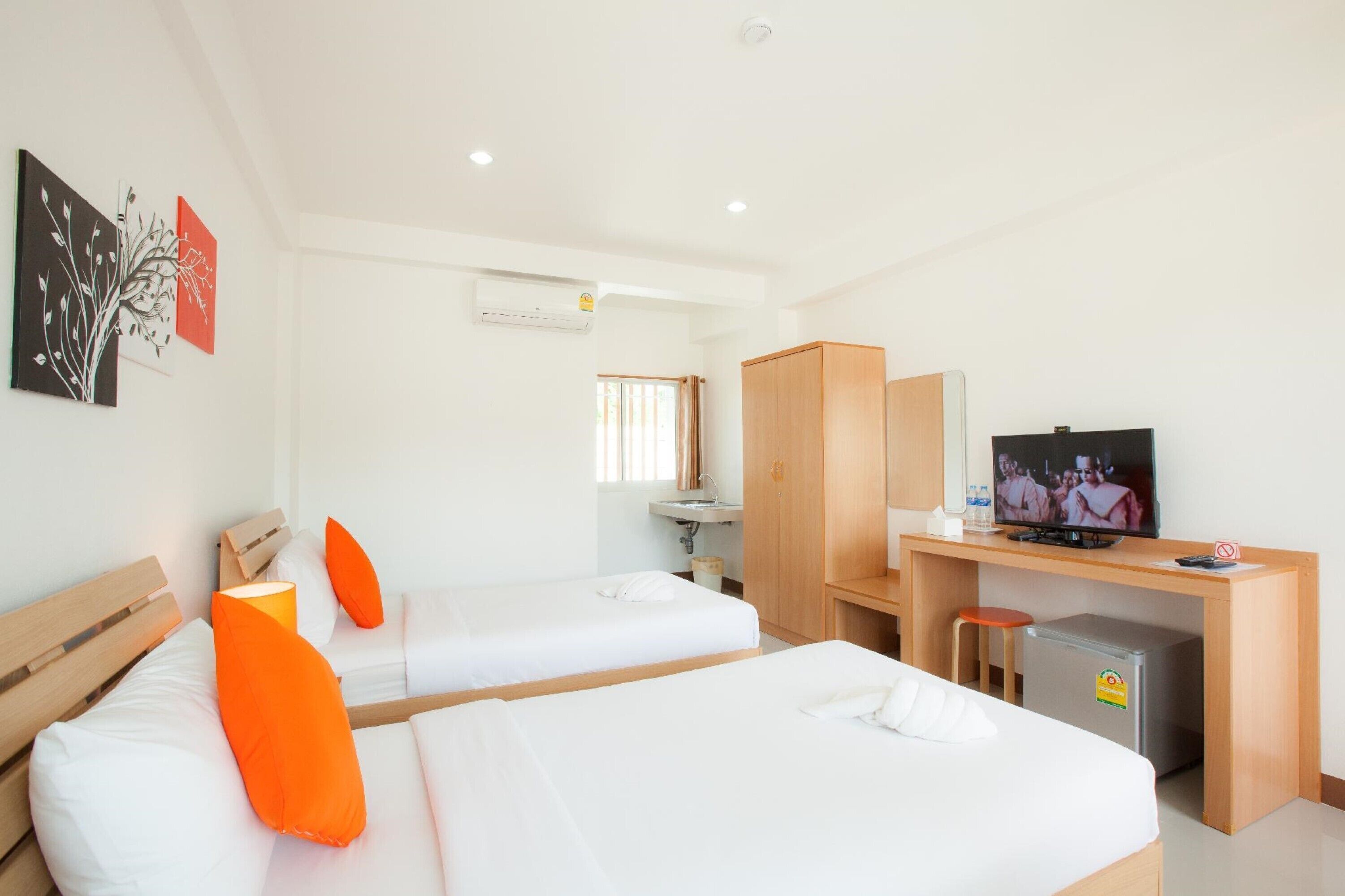 Ropa de cama de alta calidad, minibar, escritorio y insonorización 