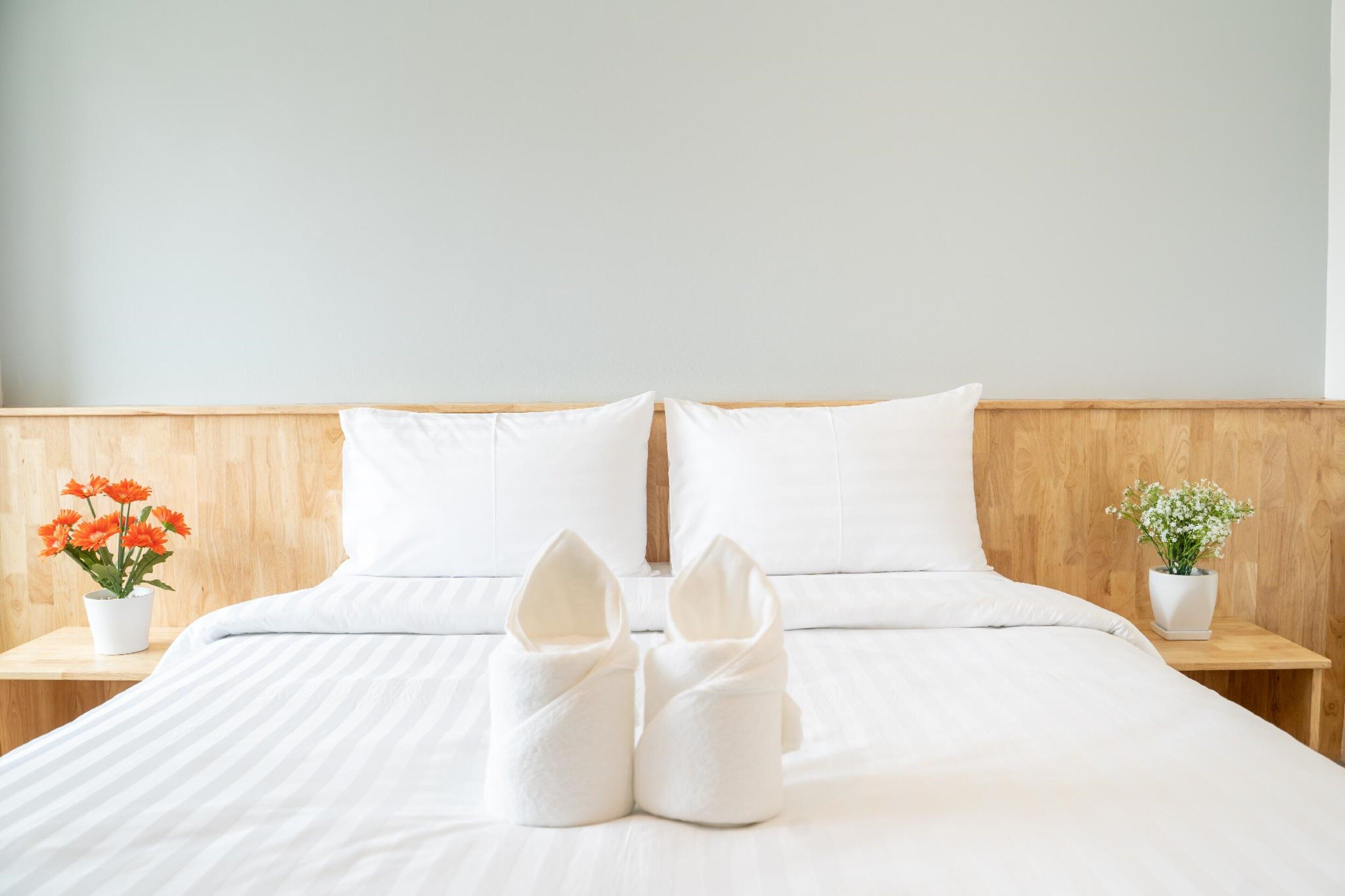 family room (superior) | premium bedding, minibar, desk, soundproofing