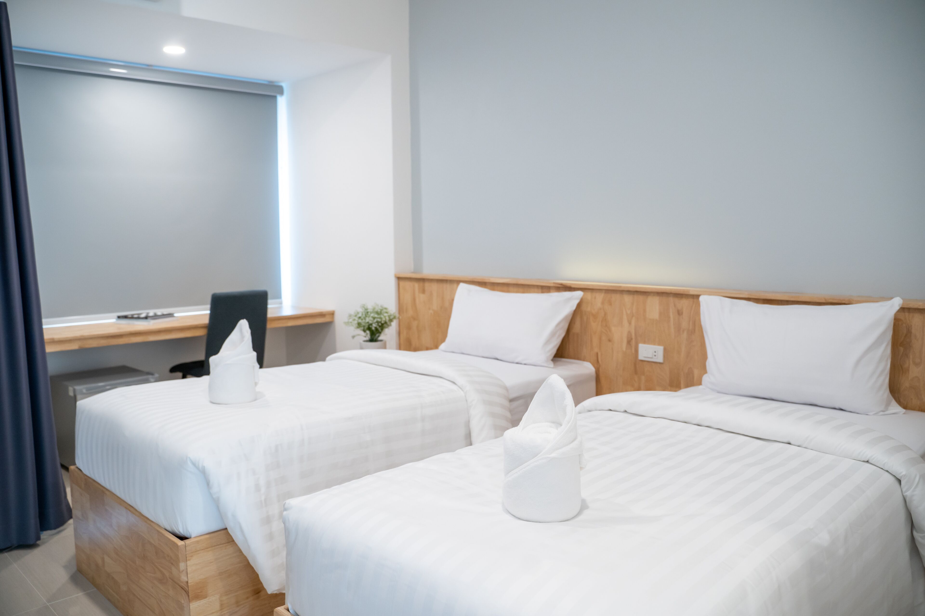 superior twin room | premium bedding, minibar, desk, soundproofing