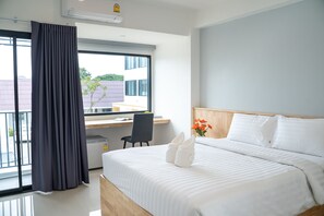 Superior dubbelrum | Sängtillbehör av högsta kvalitet, minibar, skrivbord och ljudisolering